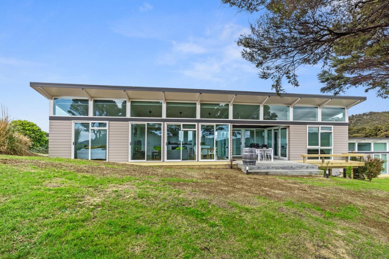 Paroa Bay Chalets - Te Whare Tui Russell Exteriör bild